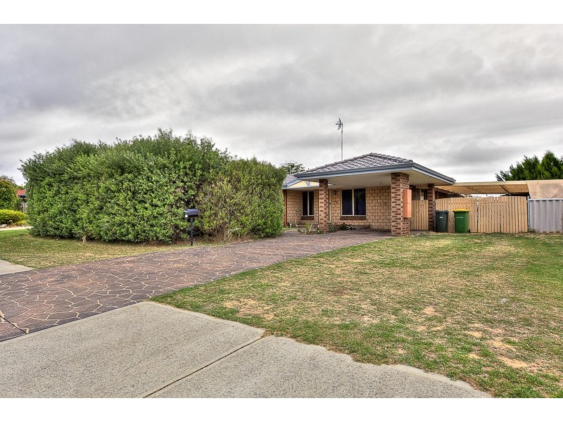 78 Gnangara Drive, Waikiki WA 6169