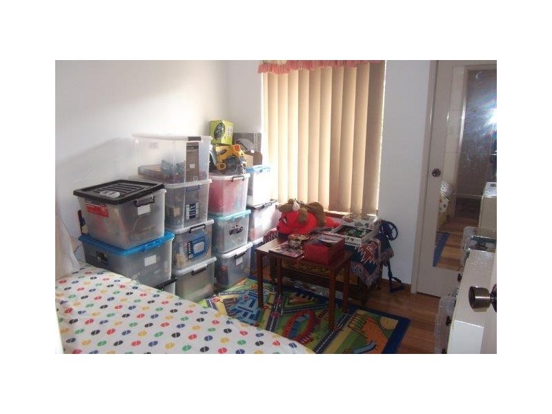 8 Kensington Court, Cooloongup WA 6168