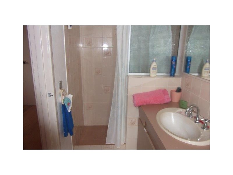 8 Kensington Court, Cooloongup WA 6168