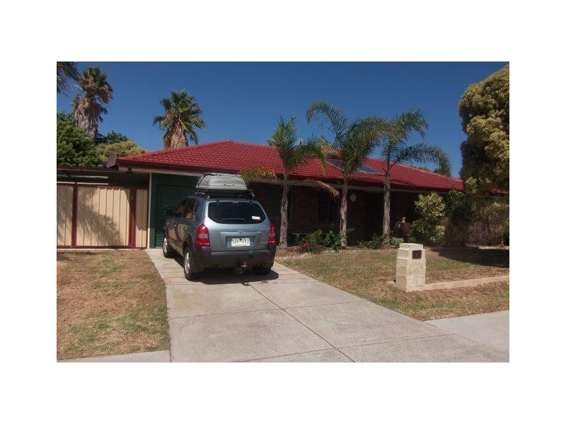 1 Genie Court, Cooloongup WA 6168