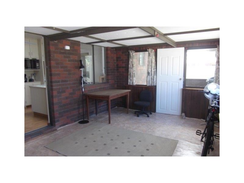 1 Genie Court, Cooloongup WA 6168