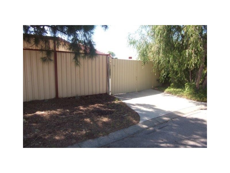 1 Genie Court, Cooloongup WA 6168