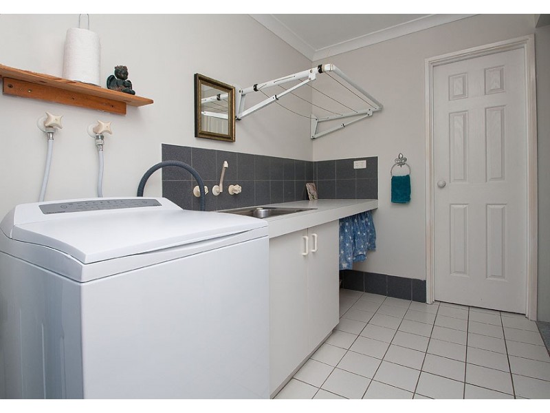 6 Porto Santo Green, Secret Harbour WA 6173