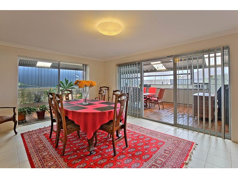 42 Lemon Gum Drive, Baldivis WA 6171