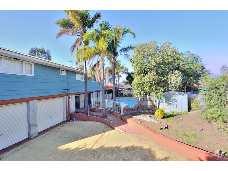 33 Jindarra Close, Cooloongup WA 6168