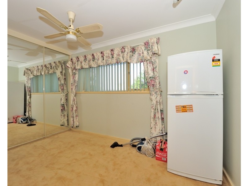 33 Jindarra Close, Cooloongup WA 6168