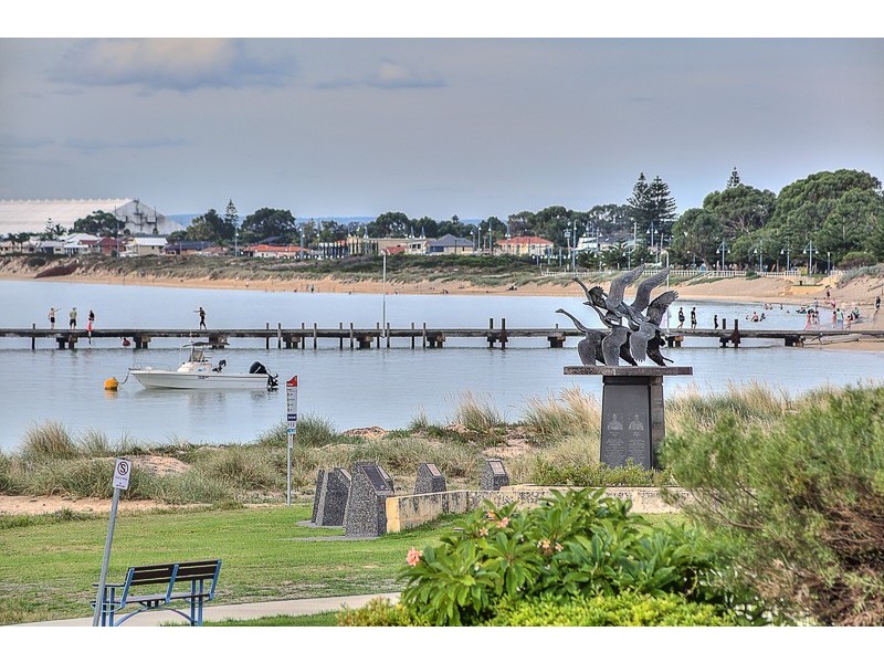 14 Samuel Street, Rockingham WA 6168