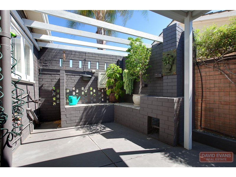 18 Houston Street, Rockingham WA 6168