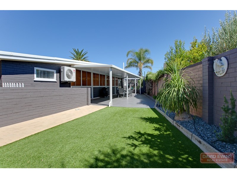 18 Houston Street, Rockingham WA 6168