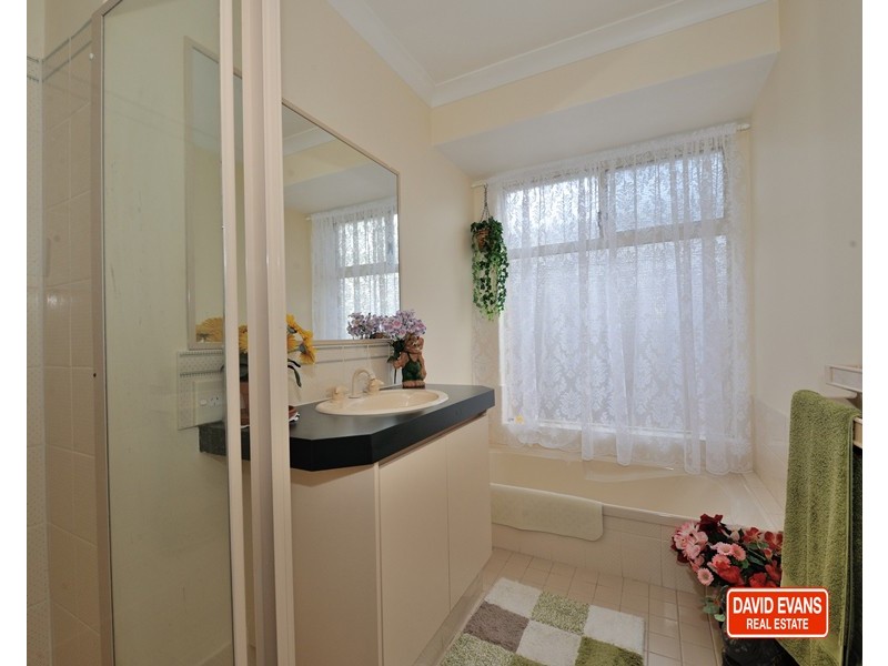 123 Woodbridge Drive, Cooloongup WA 6168