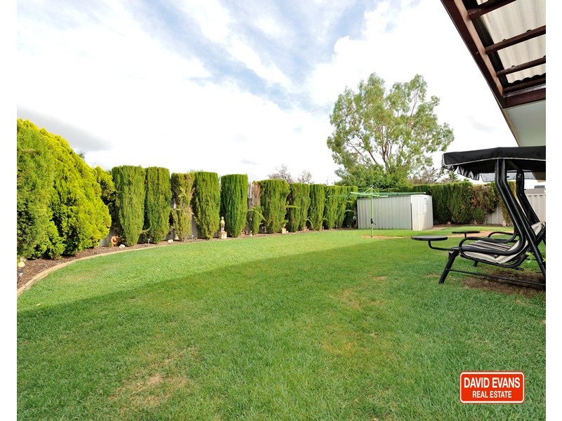 123 Woodbridge Drive, Cooloongup WA 6168