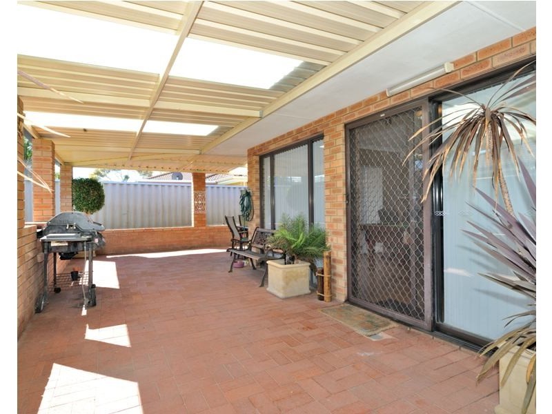 1 Wedge Court, Cooloongup WA 6168