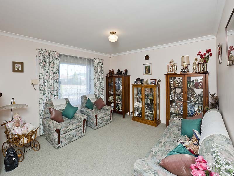 3 Santa Monica Drive, Waikiki WA 6169