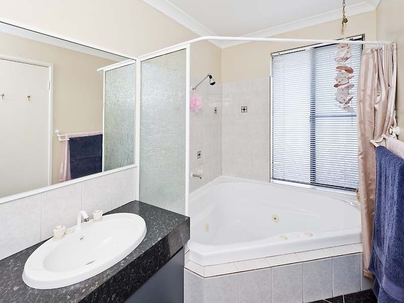 3 Santa Monica Drive, Waikiki WA 6169