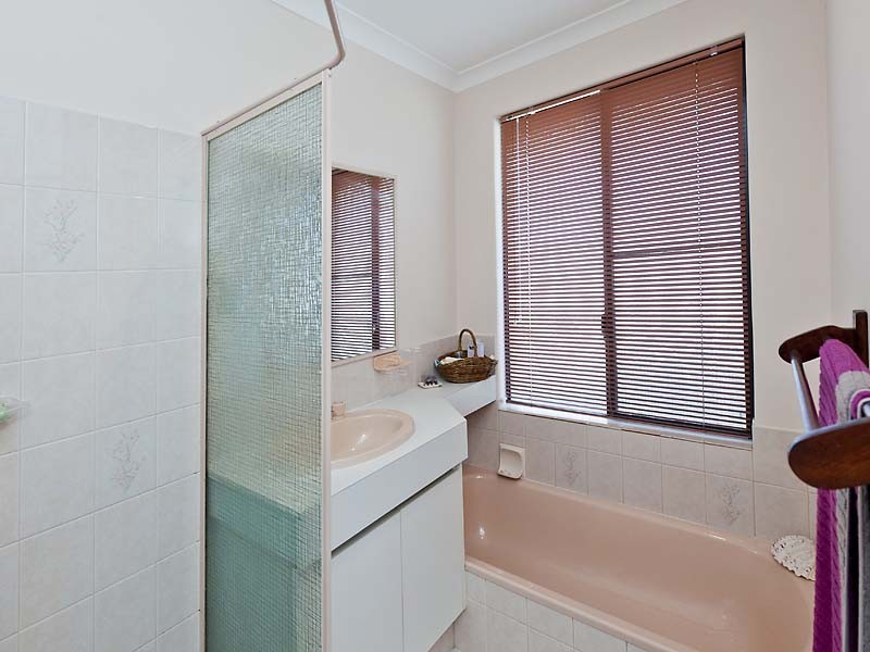 3 Santa Monica Drive, Waikiki WA 6169