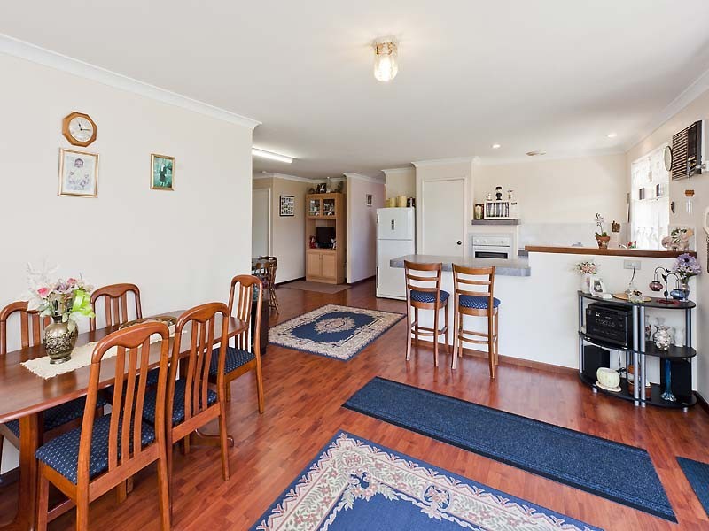 3 Santa Monica Drive, Waikiki WA 6169