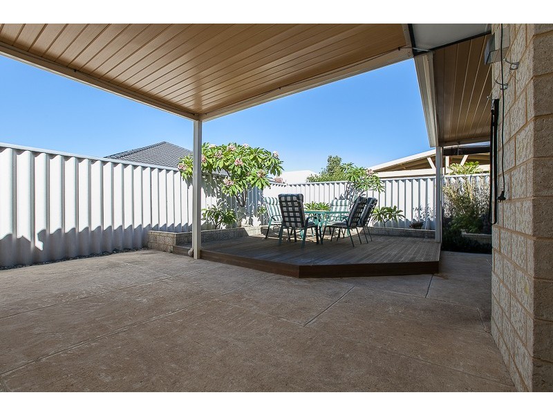 20 Zaragoza Drive, Port Kennedy WA 6172