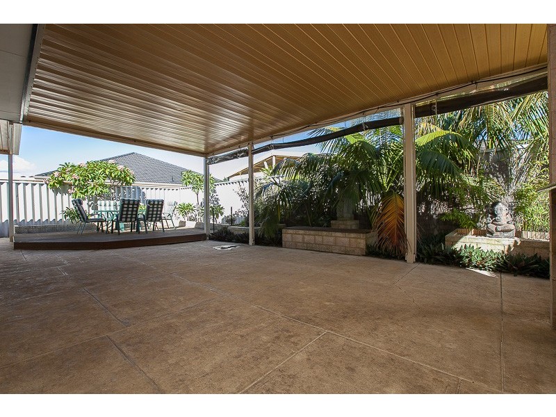 20 Zaragoza Drive, Port Kennedy WA 6172