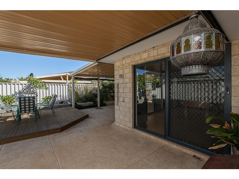 20 Zaragoza Drive, Port Kennedy WA 6172