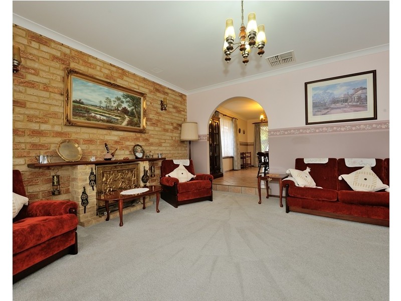 5 Smythe Street, Rockingham WA 6168