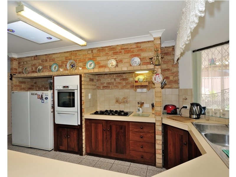 5 Smythe Street, Rockingham WA 6168