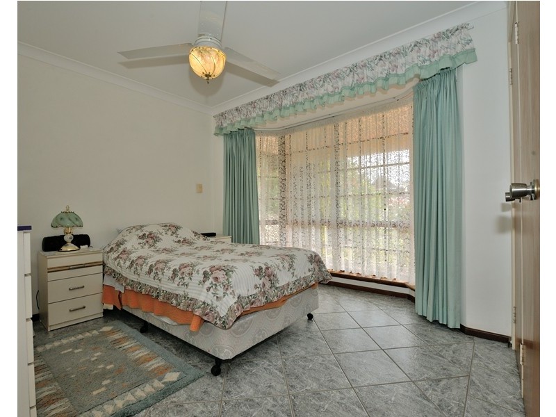 5 Smythe Street, Rockingham WA 6168