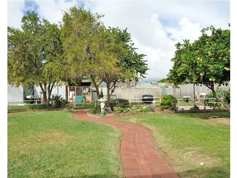 5 Smythe Street, Rockingham WA 6168