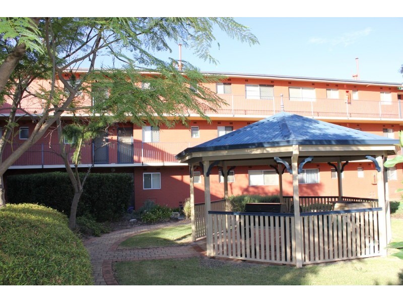 16/26 Morrit Way, Parmelia WA 6167