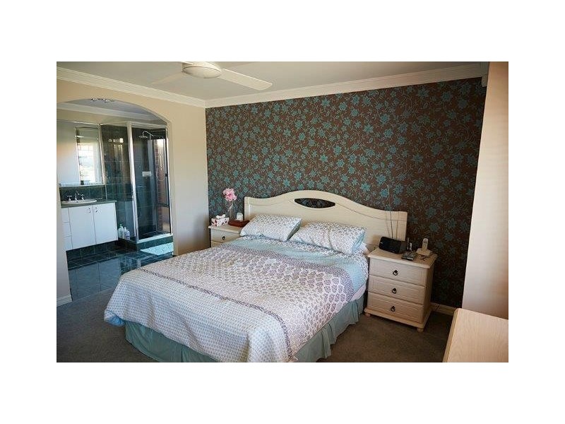 5 Shalimar Brace, Shoalwater WA 6169