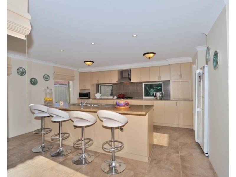 173 Kent Street, Rockingham WA 6168