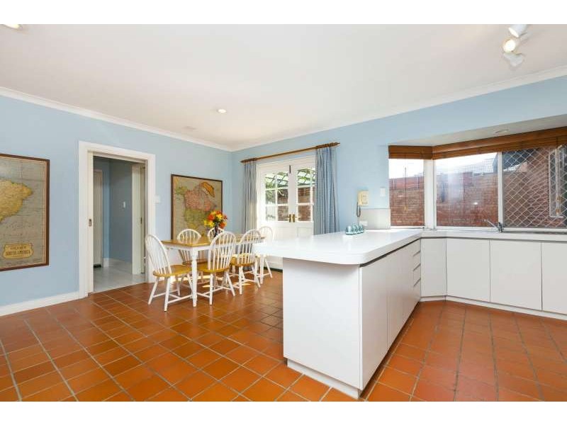 101 Murray Road, Bicton WA 6157