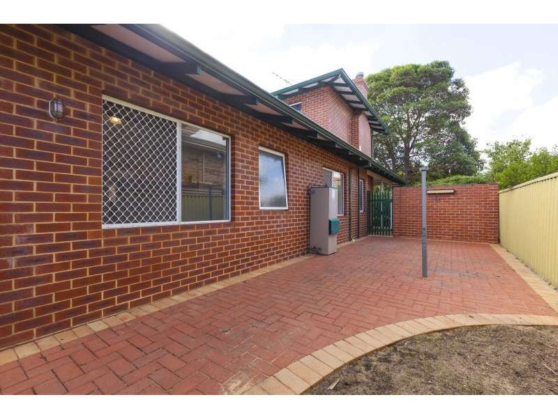 101 Murray Road, Bicton WA 6157