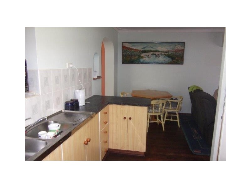 8 Ennis Court, Orelia WA 6167