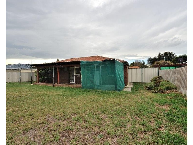 20 Breaden Drive, Cooloongup WA 6168