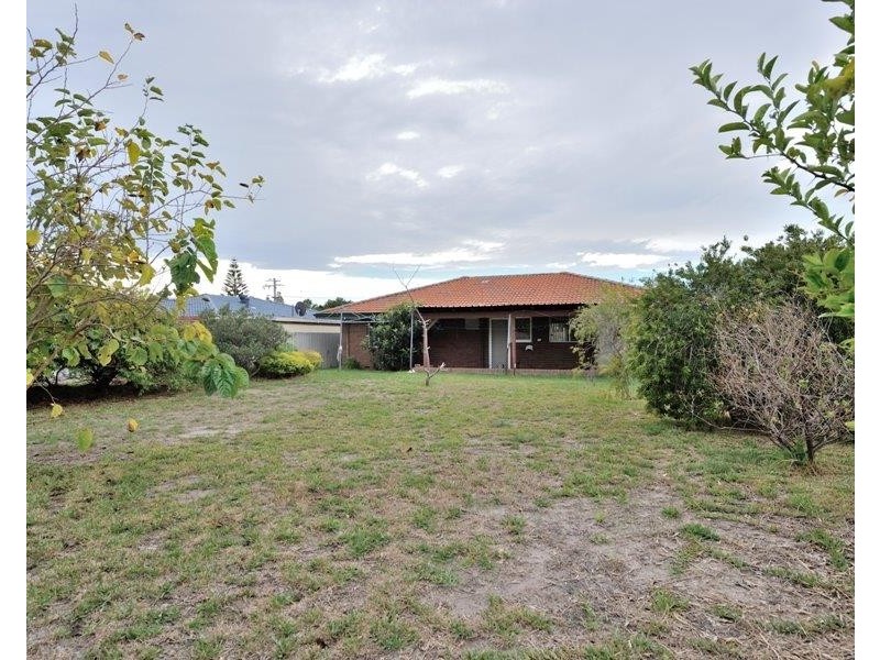 20 Breaden Drive, Cooloongup WA 6168