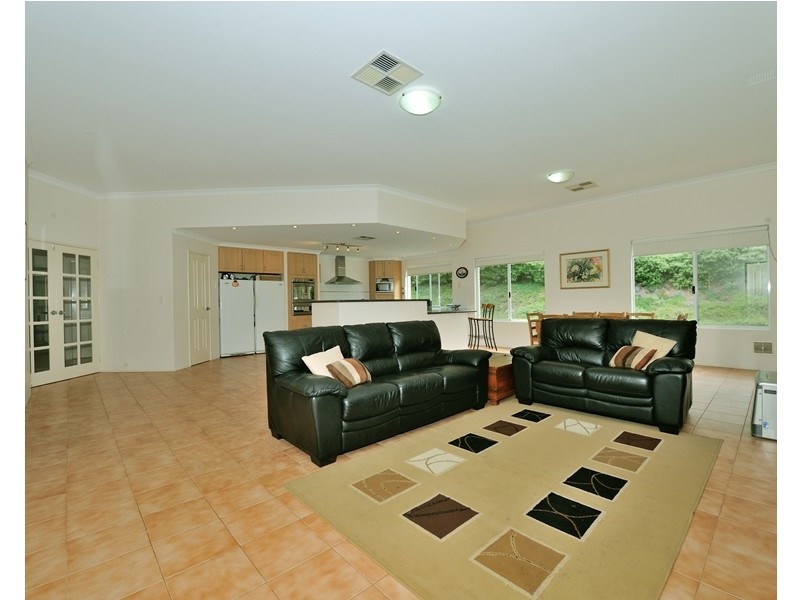 237 EIGHTY ROAD, Baldivis WA 6171