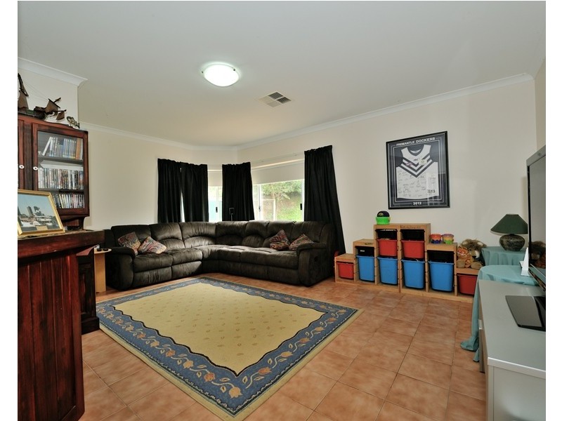 237 EIGHTY ROAD, Baldivis WA 6171