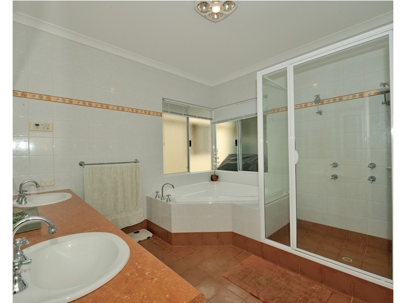 237 EIGHTY ROAD, Baldivis WA 6171