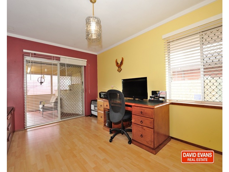 14 Tarup Place, Hillman WA 6168