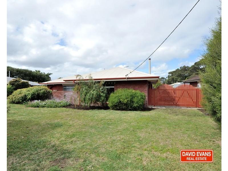 14 Tarup Place, Hillman WA 6168