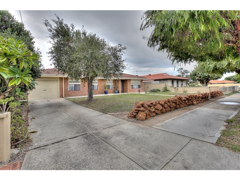 107 Malibu Road, Safety Bay WA 6169