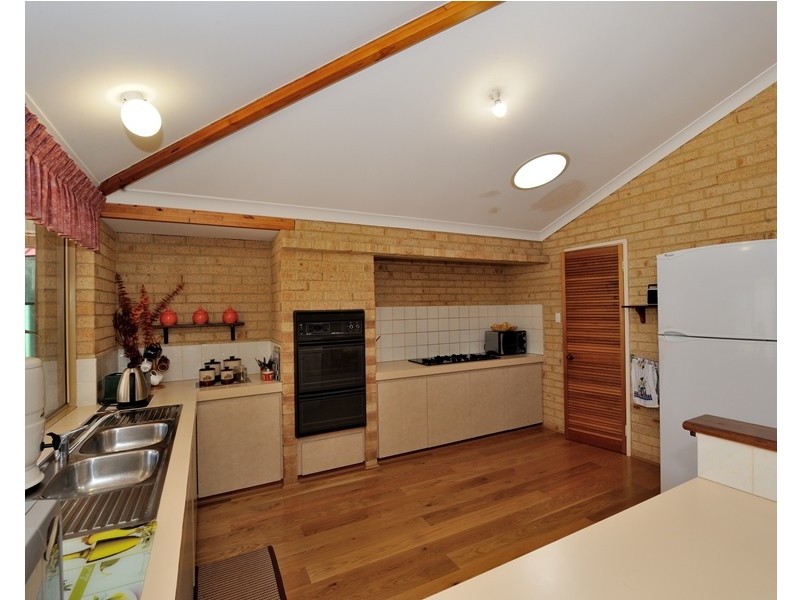 21 Cascade Close, Safety Bay WA 6169