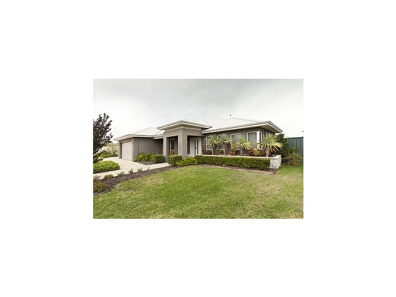 28 Vernon Gough Drive, Baldivis WA 6171