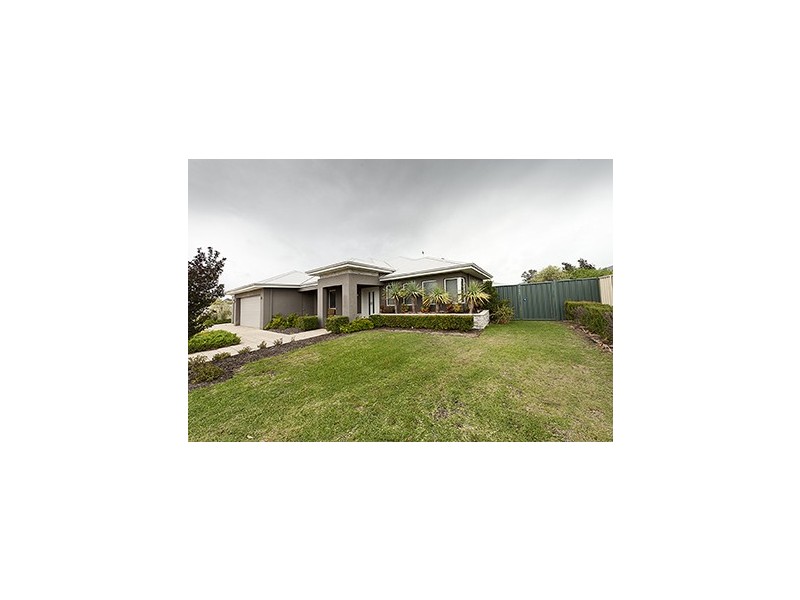 28 Vernon Gough Drive, Baldivis WA 6171