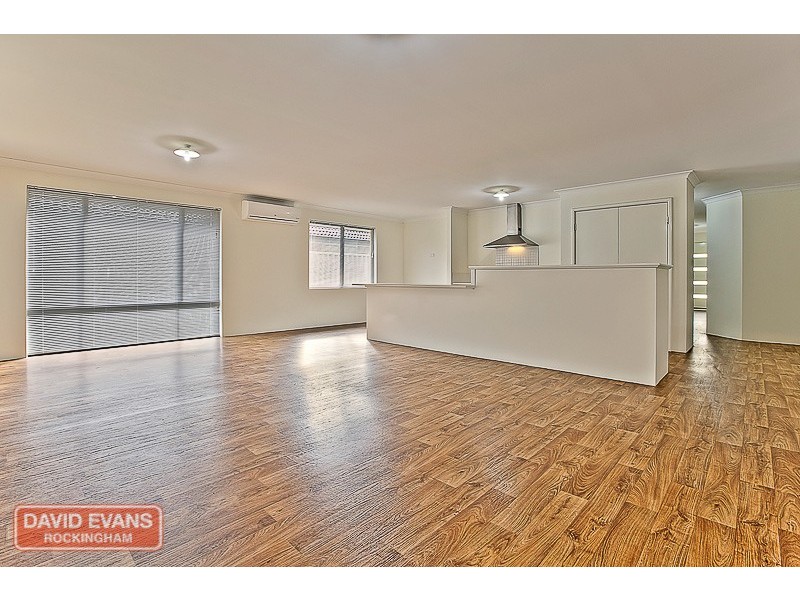 13 Vitesse Approach, Shoalwater WA 6169
