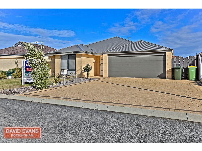 13 Vitesse Approach, Shoalwater WA 6169