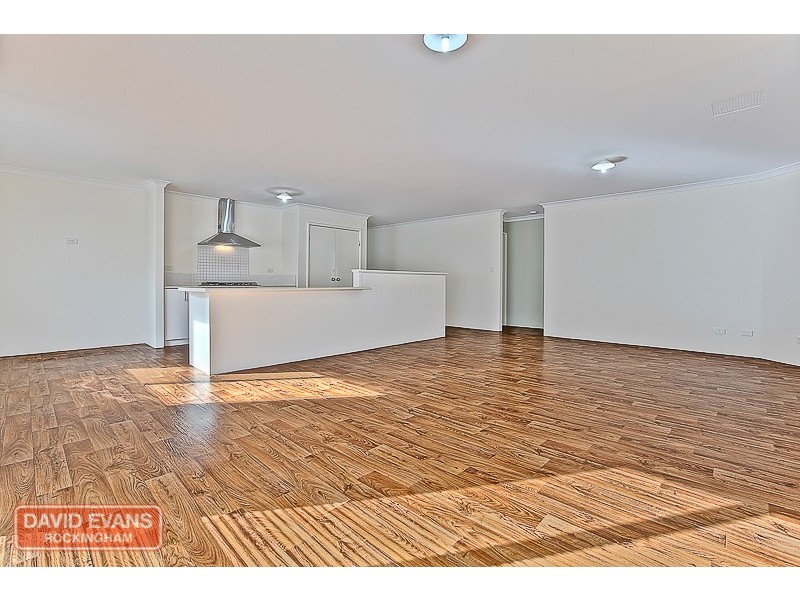 13 Vitesse Approach, Shoalwater WA 6169