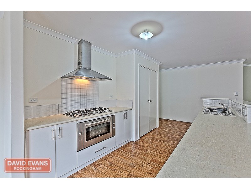 13 Vitesse Approach, Shoalwater WA 6169