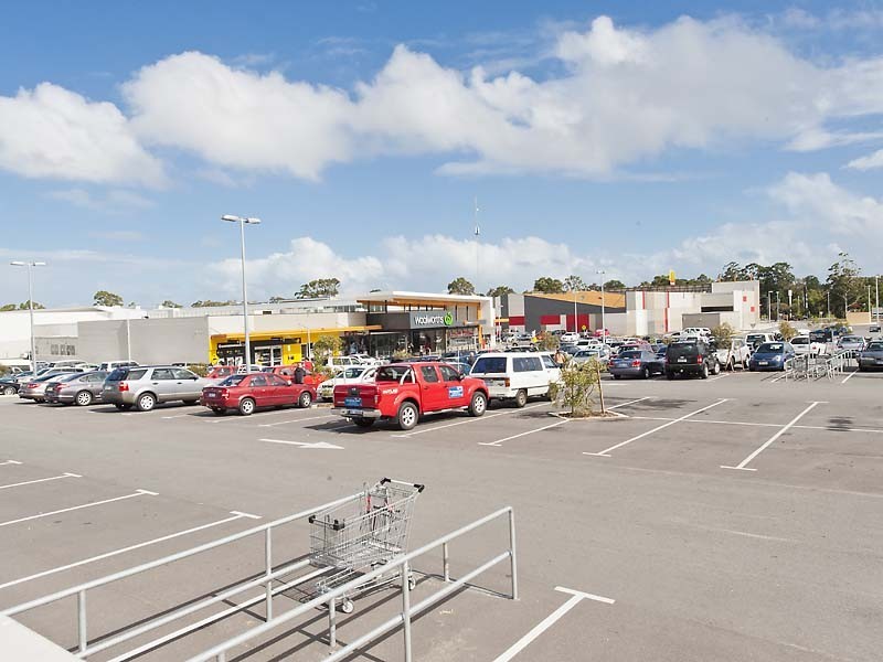 8 Lipscombe Court, Medina WA 6167