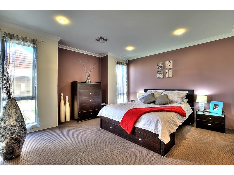 40 Bonaparte Drive, Secret Harbour WA 6173